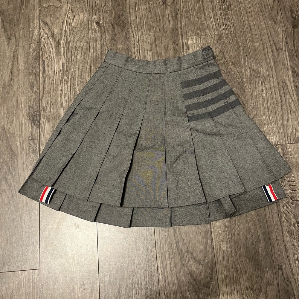 Thom Browne Charcoal Pleated Wool Mini Skirt with Tricolor Tabs image 2